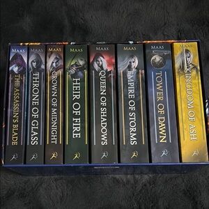 Throne of glass Maas Fantasy Book Series Set - Multicolor Covers
